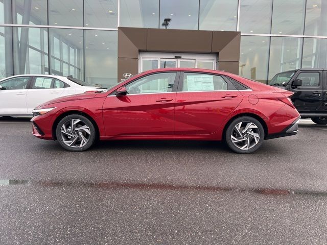 2025 Hyundai Elantra Hybrid Limited