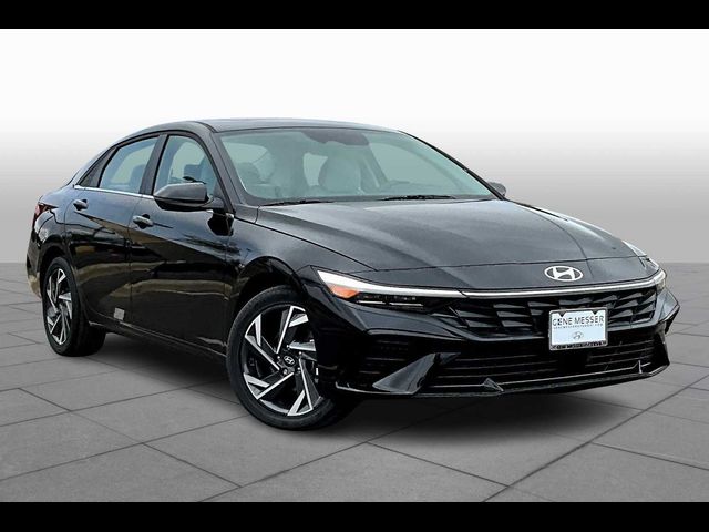 2025 Hyundai Elantra Hybrid Limited