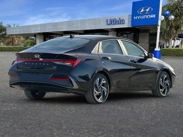 2025 Hyundai Elantra Hybrid Limited