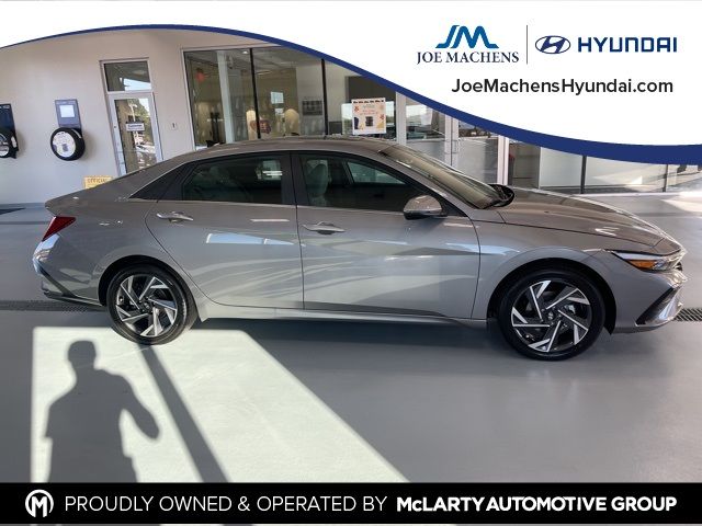 2025 Hyundai Elantra Hybrid Limited