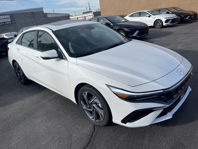 2025 Hyundai Elantra Hybrid Limited