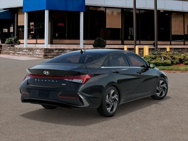 2025 Hyundai Elantra Hybrid Limited