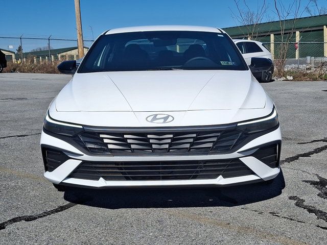 2025 Hyundai Elantra Hybrid SEL Sport