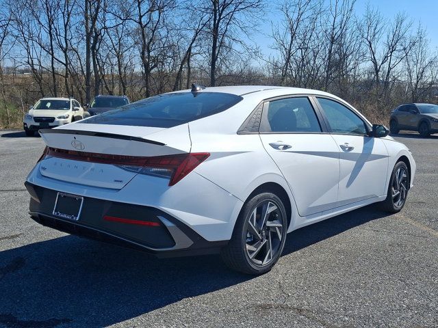 2025 Hyundai Elantra Hybrid SEL Sport