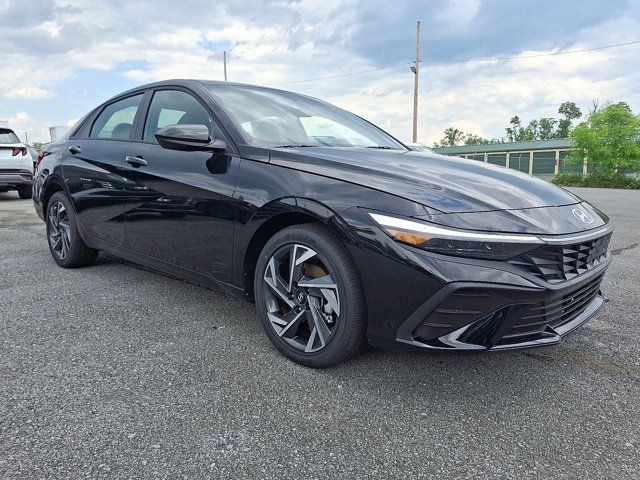 2025 Hyundai Elantra Hybrid SEL Sport