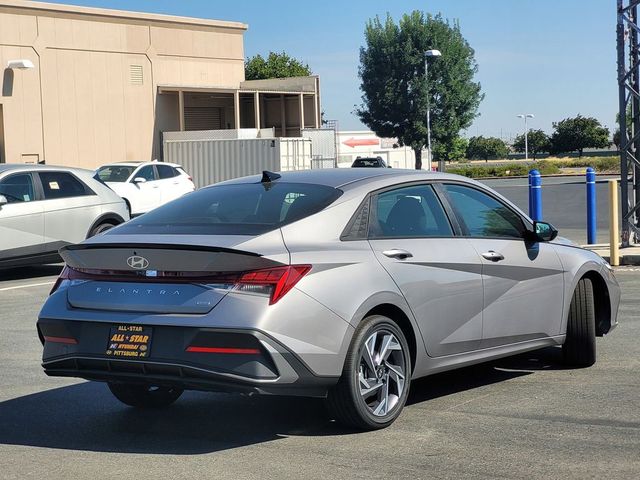 2025 Hyundai Elantra Hybrid SEL Sport
