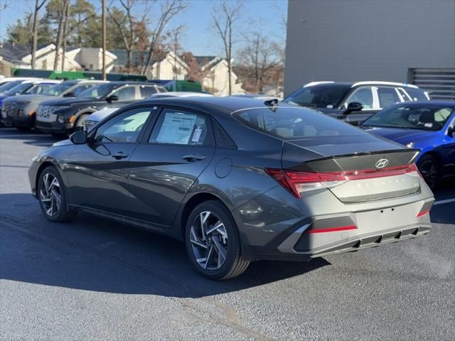 2025 Hyundai Elantra Hybrid SEL Sport