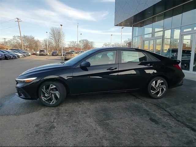 2025 Hyundai Elantra Hybrid SEL Sport