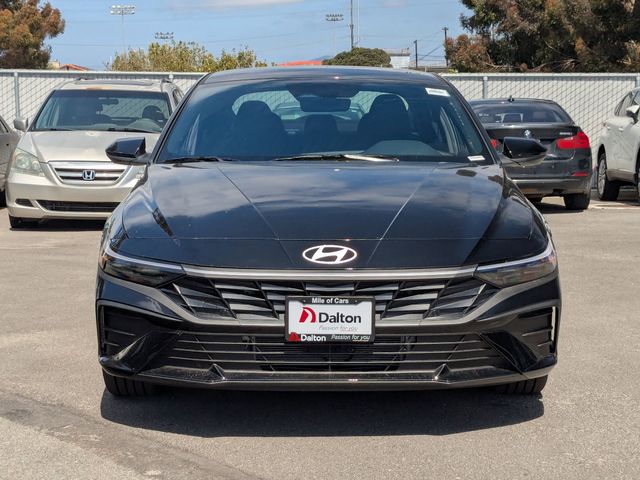 2025 Hyundai Elantra Hybrid SEL Sport