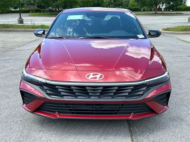 2025 Hyundai Elantra Hybrid SEL Sport