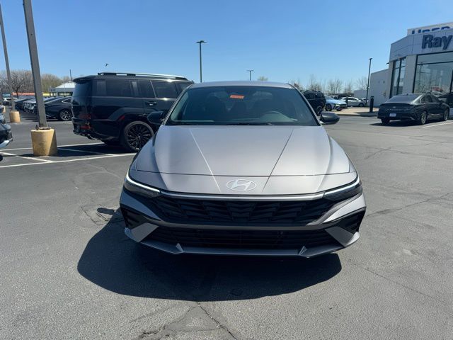 2025 Hyundai Elantra Hybrid SEL Sport