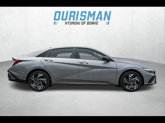 2025 Hyundai Elantra Hybrid SEL Sport