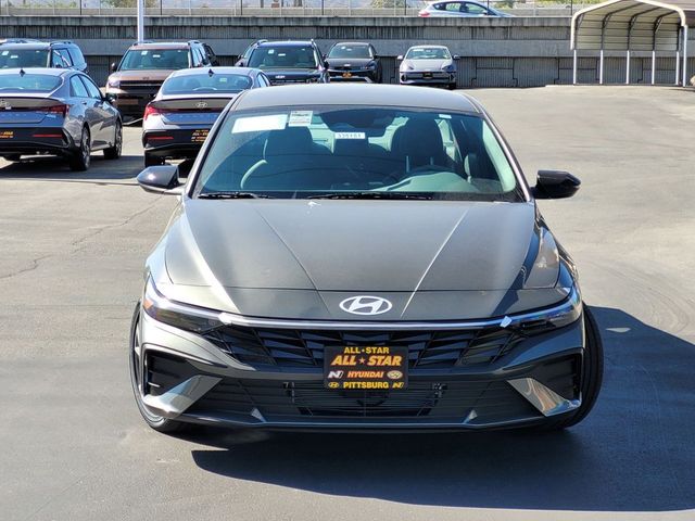 2025 Hyundai Elantra Hybrid SEL Sport