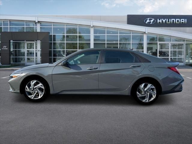 2025 Hyundai Elantra Hybrid SEL Sport