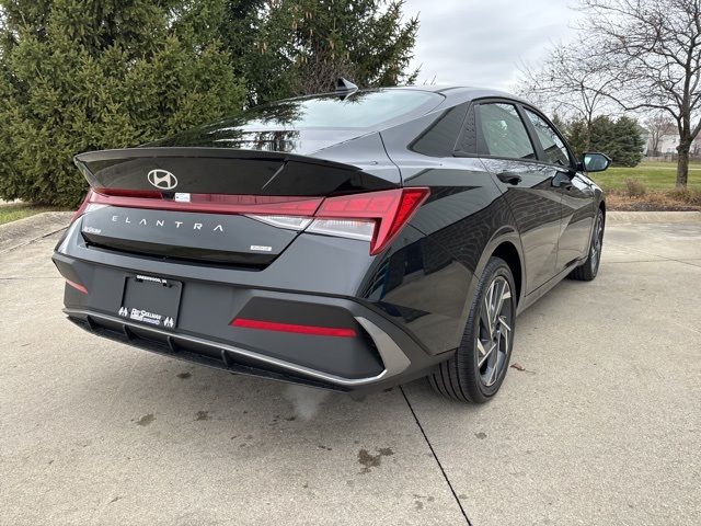 2025 Hyundai Elantra Hybrid SEL Sport