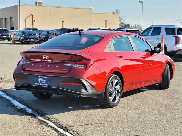 2025 Hyundai Elantra Hybrid SEL Sport