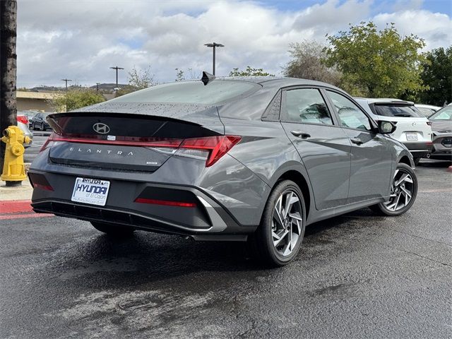 2025 Hyundai Elantra Hybrid SEL Sport