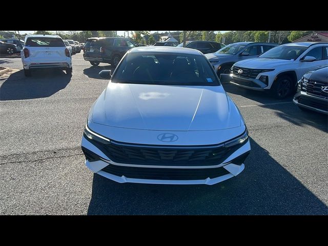 2025 Hyundai Elantra Hybrid SEL Sport