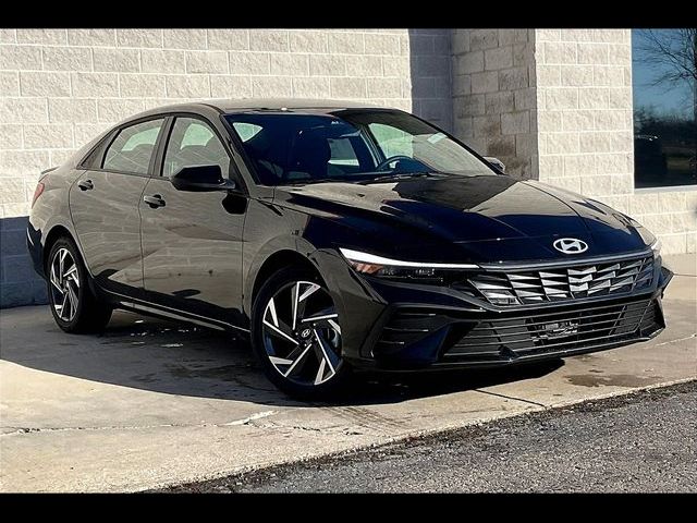 2025 Hyundai Elantra Hybrid SEL Sport