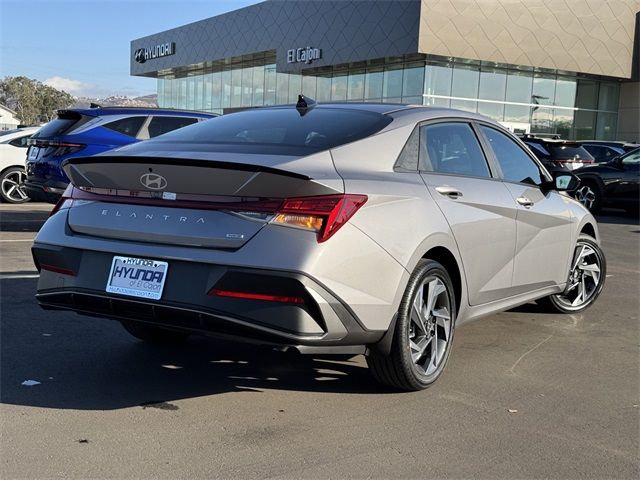 2025 Hyundai Elantra Hybrid SEL Sport