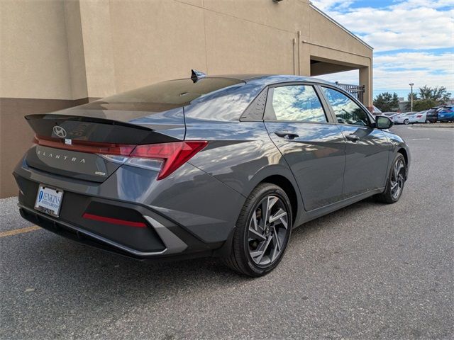 2025 Hyundai Elantra Hybrid SEL Sport