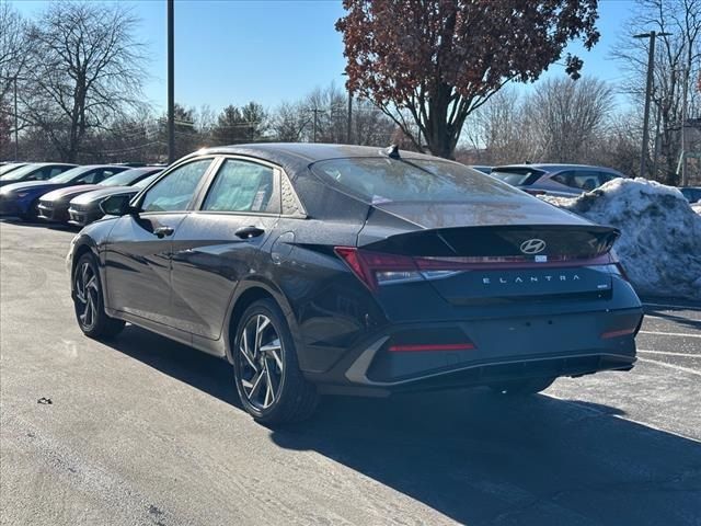 2025 Hyundai Elantra Hybrid SEL Sport