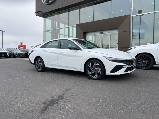 2025 Hyundai Elantra Hybrid SEL Sport