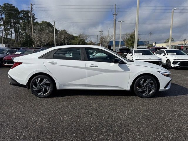 2025 Hyundai Elantra Hybrid SEL Sport