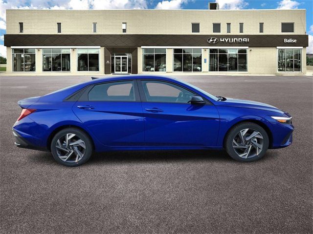 2025 Hyundai Elantra Hybrid SEL Sport