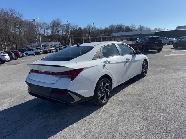 2025 Hyundai Elantra Hybrid SEL Sport