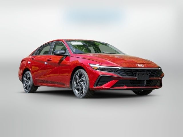 2025 Hyundai Elantra Hybrid SEL Sport
