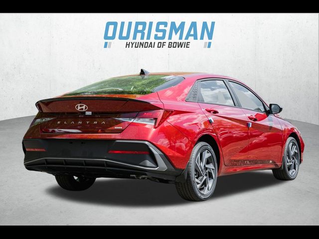 2025 Hyundai Elantra Hybrid SEL Sport