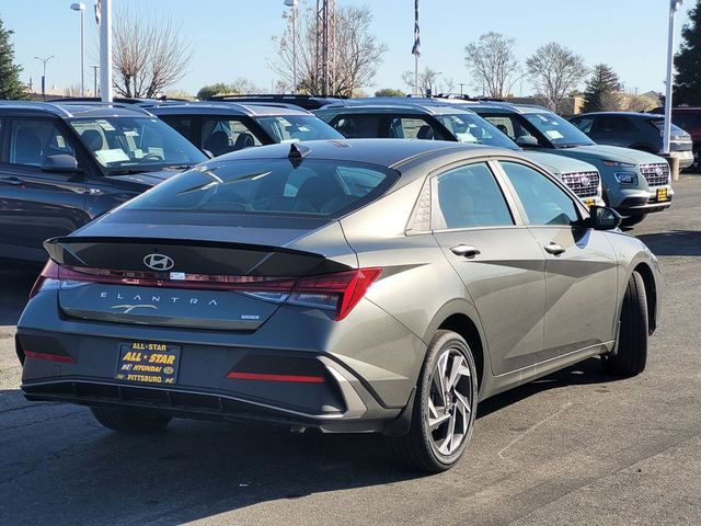 2025 Hyundai Elantra Hybrid SEL Sport