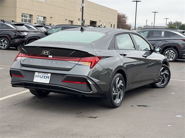 2025 Hyundai Elantra Hybrid SEL Sport