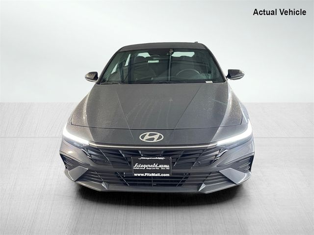 2025 Hyundai Elantra Hybrid SEL Sport