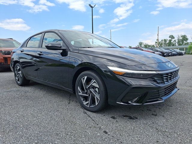 2025 Hyundai Elantra Hybrid SEL Sport