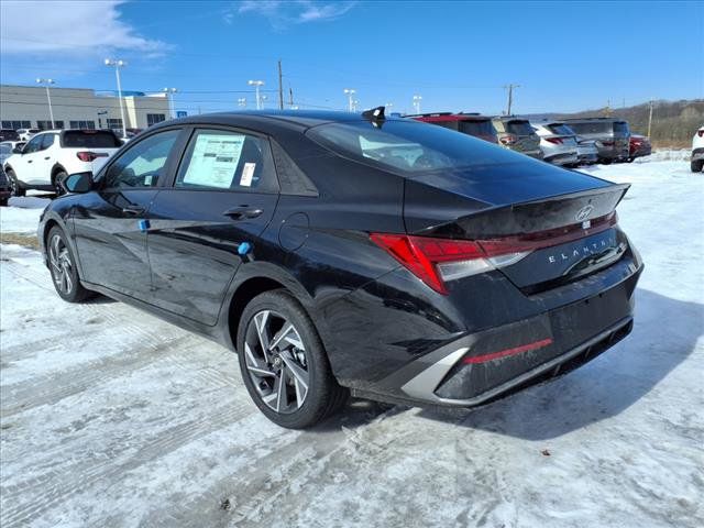 2025 Hyundai Elantra Hybrid SEL Sport