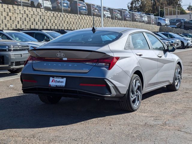 2025 Hyundai Elantra Hybrid SEL Sport