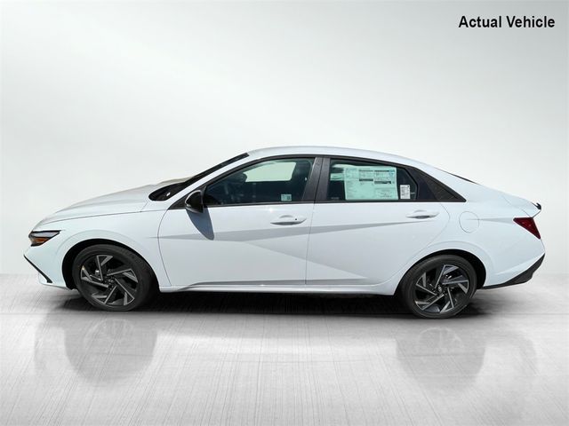 2025 Hyundai Elantra Hybrid SEL Sport