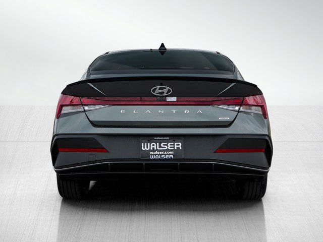 2025 Hyundai Elantra Hybrid SEL Sport