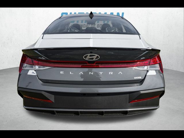 2025 Hyundai Elantra Hybrid SEL Sport
