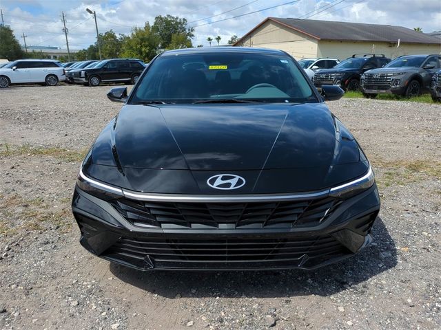 2025 Hyundai Elantra Hybrid SEL Sport