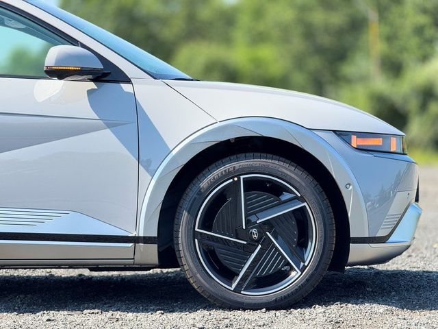 2025 Hyundai IONIQ 5 Limited