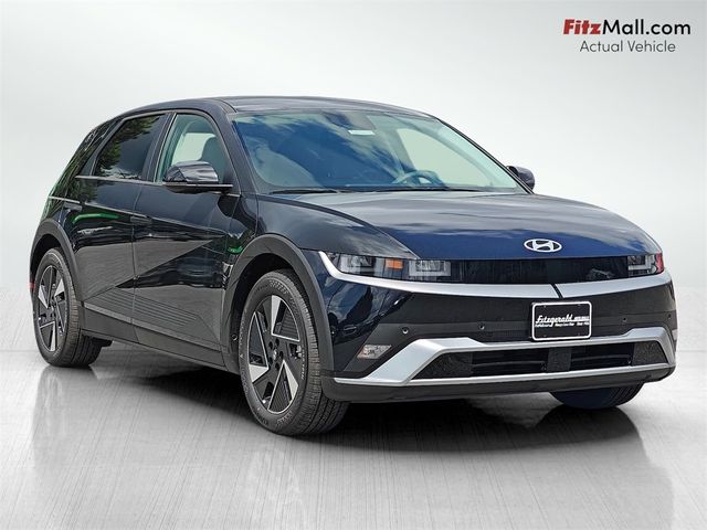 2025 Hyundai IONIQ 5 SE