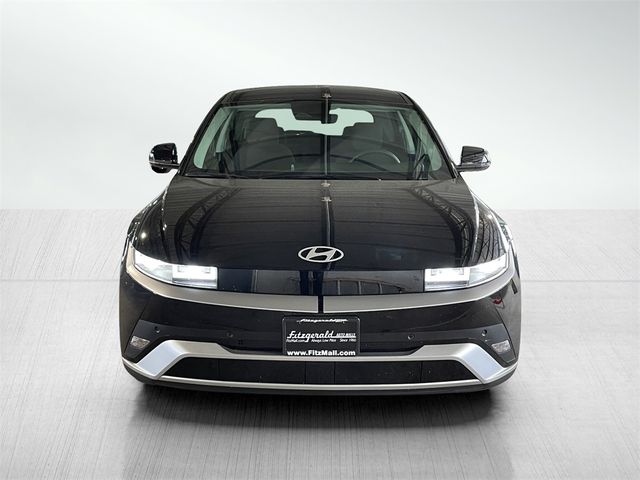 2025 Hyundai IONIQ 5 SE