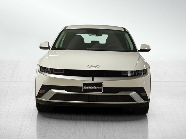 2025 Hyundai IONIQ 5 SE