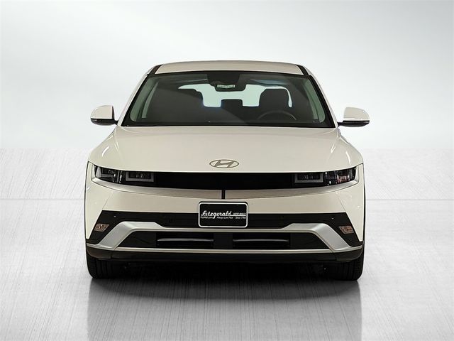 2025 Hyundai IONIQ 5 SE