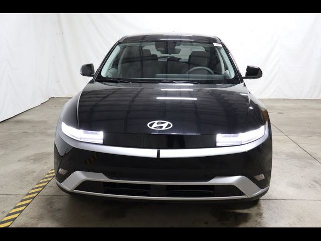 2025 Hyundai IONIQ 5 SE