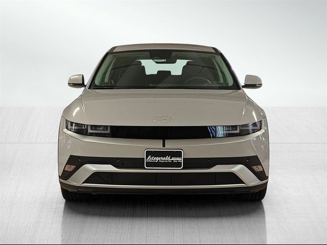 2025 Hyundai IONIQ 5 SE