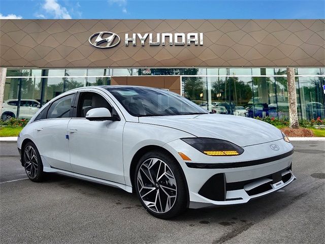 2025 Hyundai IONIQ 6 Limited